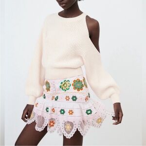 NWT Zara White Floral Embroidered Skorts